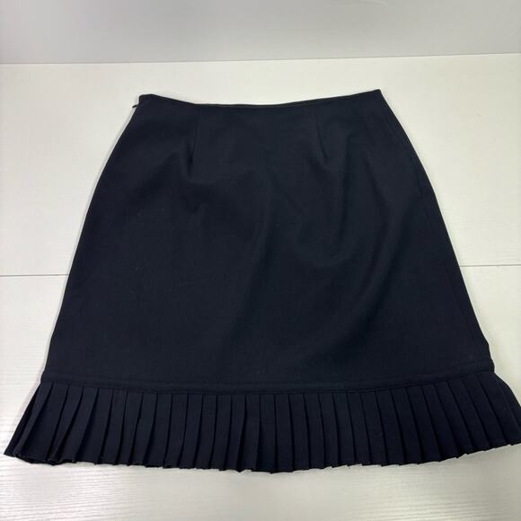 Dressbarn Black Knee-Length A-Line Pleated Hem with Bow Skirt Size 10 KK0706 - Picture 2 of 8